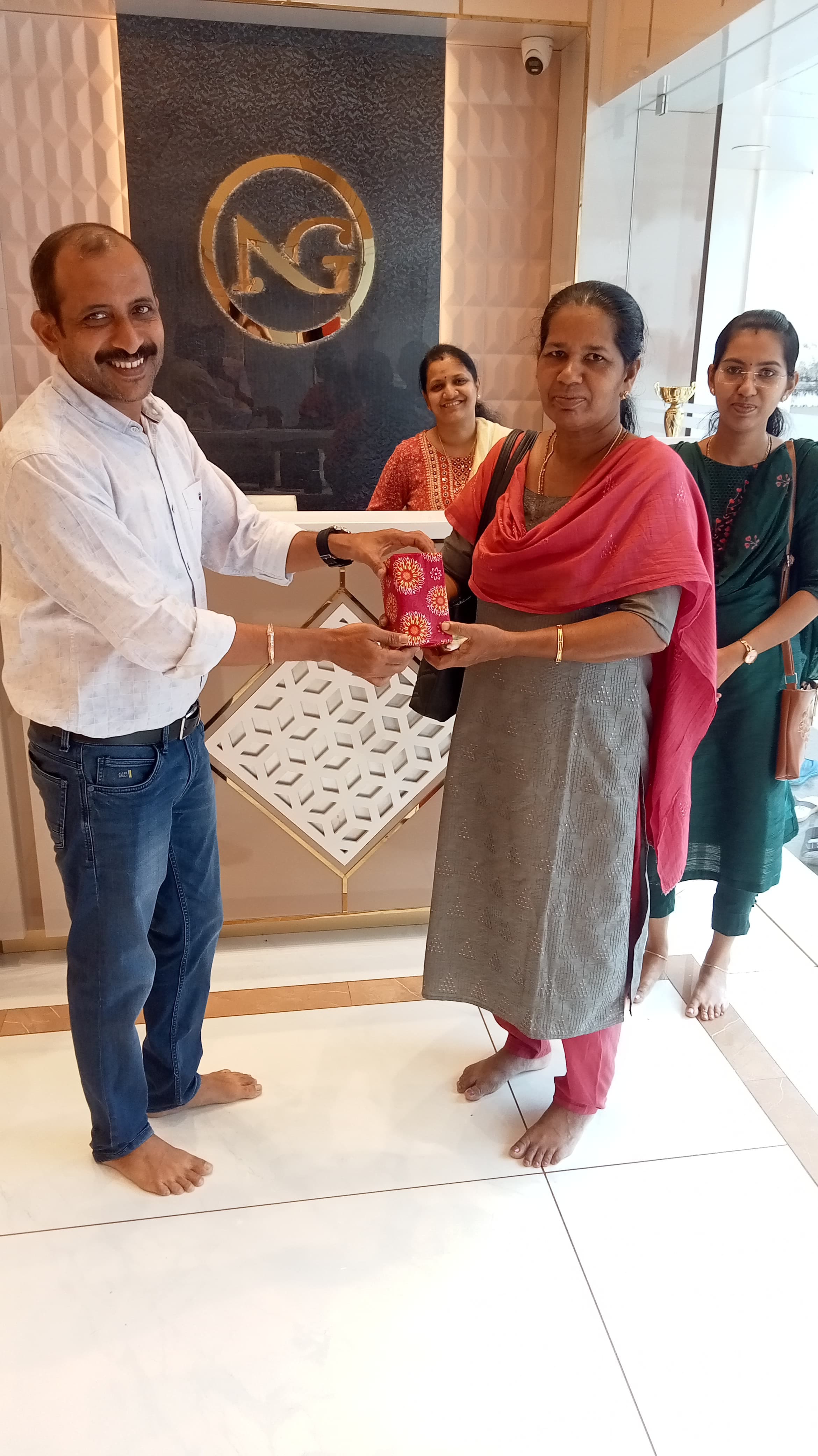 Navarathna Gold and Diamonds Jewellery