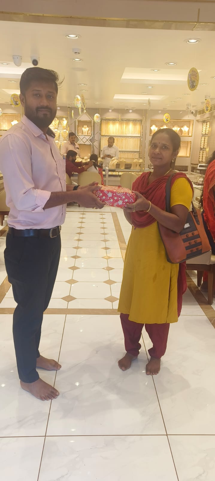 Navarathna Gold and Diamonds Jewellery