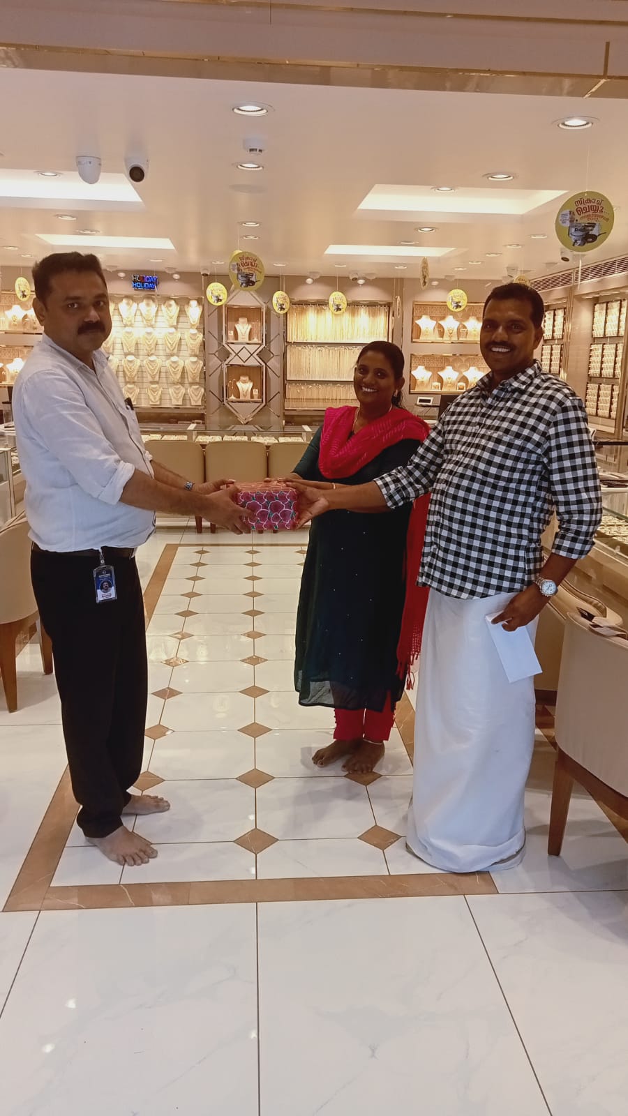 Navarathna Gold and Diamonds Jewellery