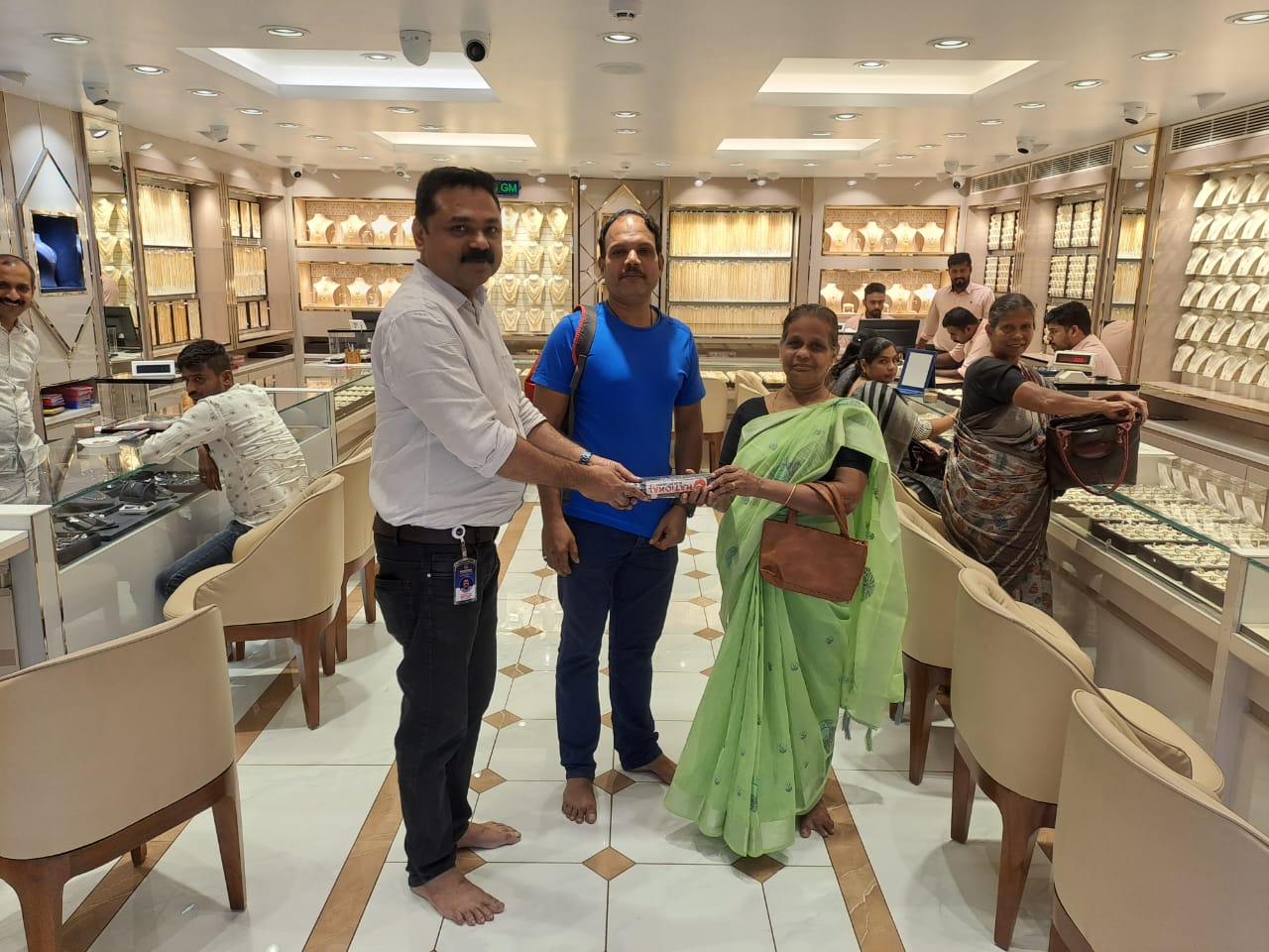 Navarathna Gold and Diamonds Jewellery