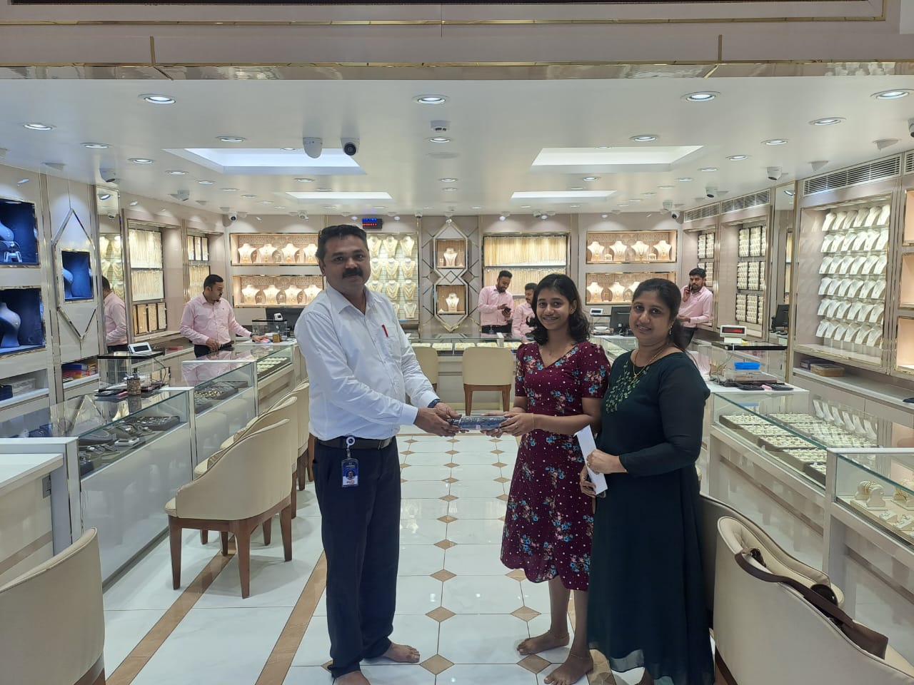 Navarathna Gold and Diamonds Jewellery